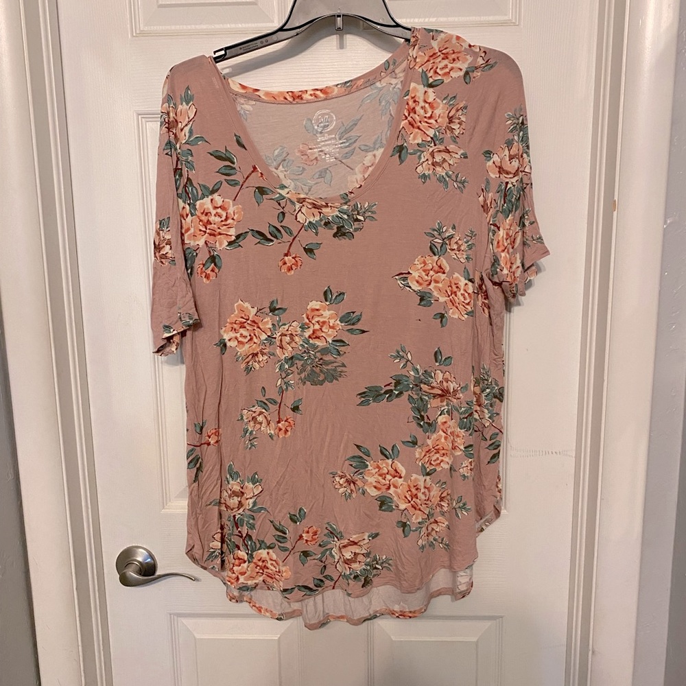 Maurices 24/7 Mauve floral tee tunic 2x